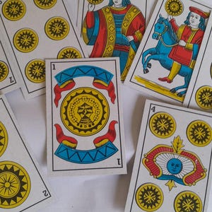 10 cartas de baralho marroquinas: cartas de adivinhação marroquinas que Ronda não pode copiar