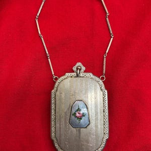 Vintage 1920’s Art Deco Cosmetic Compact Make Up Wristlet Purse Guilloche Enamel Silvertone