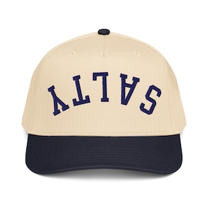 SALTY-keps - Broderad upp-och-nervänd strandhatt, Snapback-keps med inverterad text
