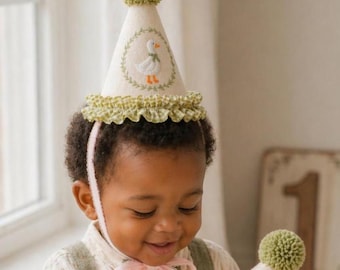 Custom Hand Embroidered Silly Goose Birthday Crown, Baby First Birthday Party Hat, Name Birthday Crown, Birthday Hat Boy, Animal Hats, Goose