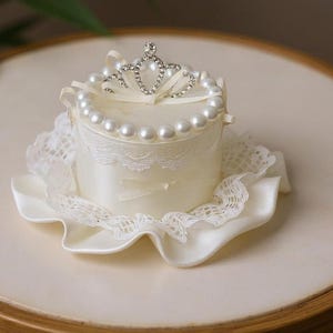 Corona di seta per compleanni di neonati e bambini / Ricordo personalizzato per il primo compleanno e occasioni speciali / Cappelli di compleanno / Regalo per lei