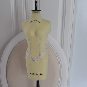 Vintage Dressmaker MANNEQUIN DRESS FORM Shelf Display Stand Torso Bust Seamstress Table Top Decor Primitive Victorian Tape Measure Maker Etsy New Zealand