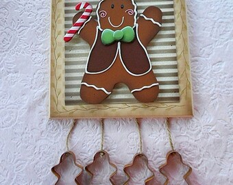 GINGERBREAD MAN PLAQUE Boy Wire Hanger Metal Cookie Cutters Fabric Ribbon Wash Board Candy Cane Bow Tie Bowtie Washboard Kitchen Decor Girl
