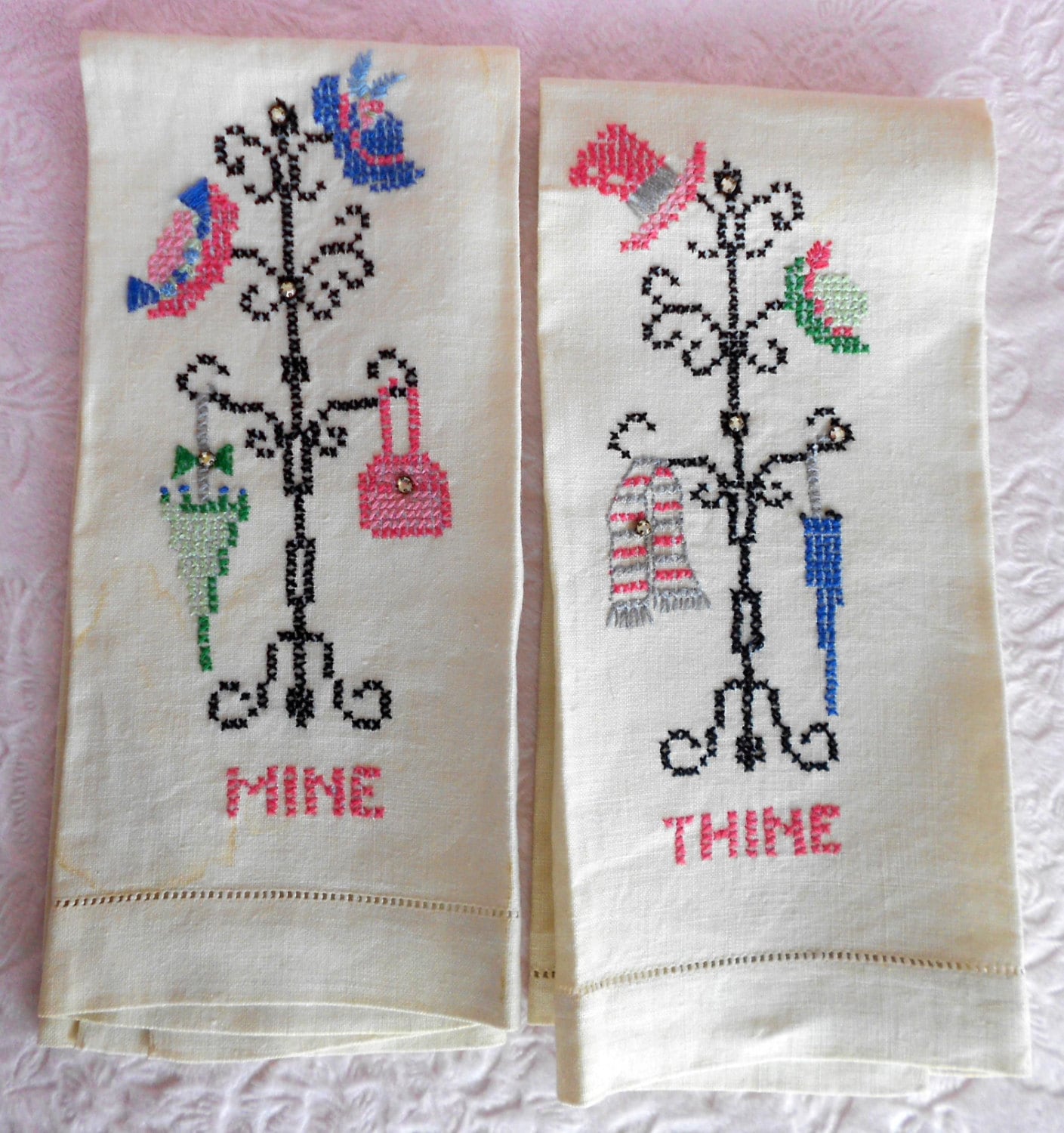 Cross stitch online hand towels