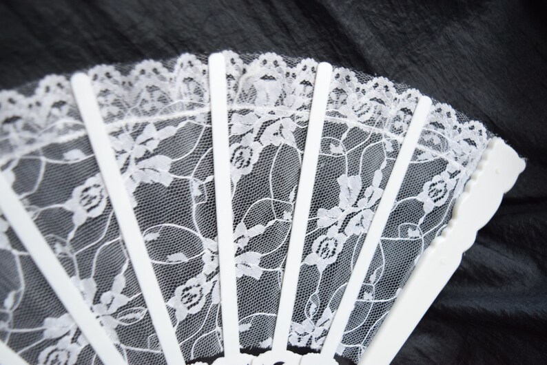 Vintage White LACE Fabric FAN Folding Floral Victorian Style Decoration Tassel Ribbon Ladies Lady Woman Women Wedding Accessory Decor Shower