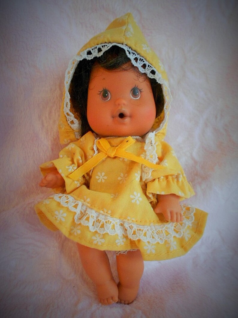 1984 Strawberry Shortcake DRINK WET DOLL Berry Baby Orange Blossom Yellow Dress Hat Panties Kenner No Bottle Booties Jointed Arms Legs Potty 