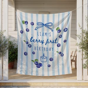 Gepersonaliseerde bes achtergrond voor 1e verjaardag | Grote stoffen vlagbanner verjaardagsfeestje Blueberry | Eerste verjaardag jongen Berry