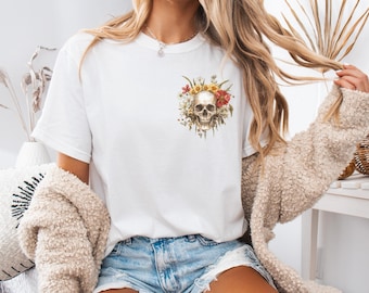 Camisa de calavera y flores silvestres, camisa de calavera vintage con colores cómodos en la parte delantera y trasera, camisa de estética de bruja, Cottagecore oscuro, blusa de bruja, boho oscuro,