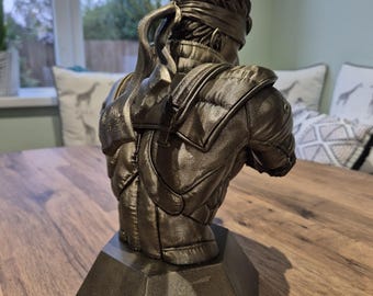 Solid snake inspired bust