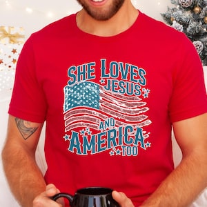 Sie liebt Jesus und Amerika auch Shirt, Unabhängigkeitstag Shirt, christliches Shirt, 4. Juli Shirt, Amerika Retro Shirt, USA Shirt, USA Flagge