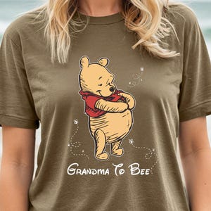 Dad Mom Pregnancy Shirt, Winnie The Pooh Mommy to Be Shirt, Daddy to Be Tee, Disney Mama Shirt, Mom To Be Dad To Be Shirt