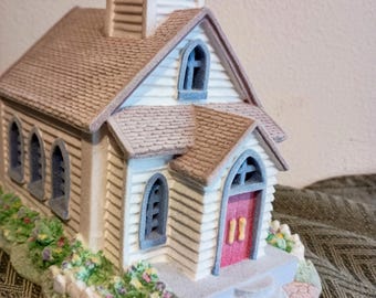 Vintage FLOCKED Avon Church verlicht kerstdorp