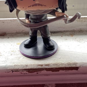 Funko pop figure replacement stand image 3