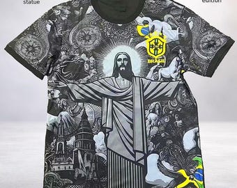 Maillot en édition spéciale orné de la statue de Jésus en noir, avec le logo du Brésil, disponible en tailles enfant et adulte, respirant, édition limitée.