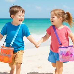Personalisierte Kinder Strandtasche, Muschel Tasche, Kleinkind Strandtasche, Sommer Pool Tasche, Kinder Reisetasche, Strand Eimer Tasche, Mädchen Strandtasche, Pool Tote