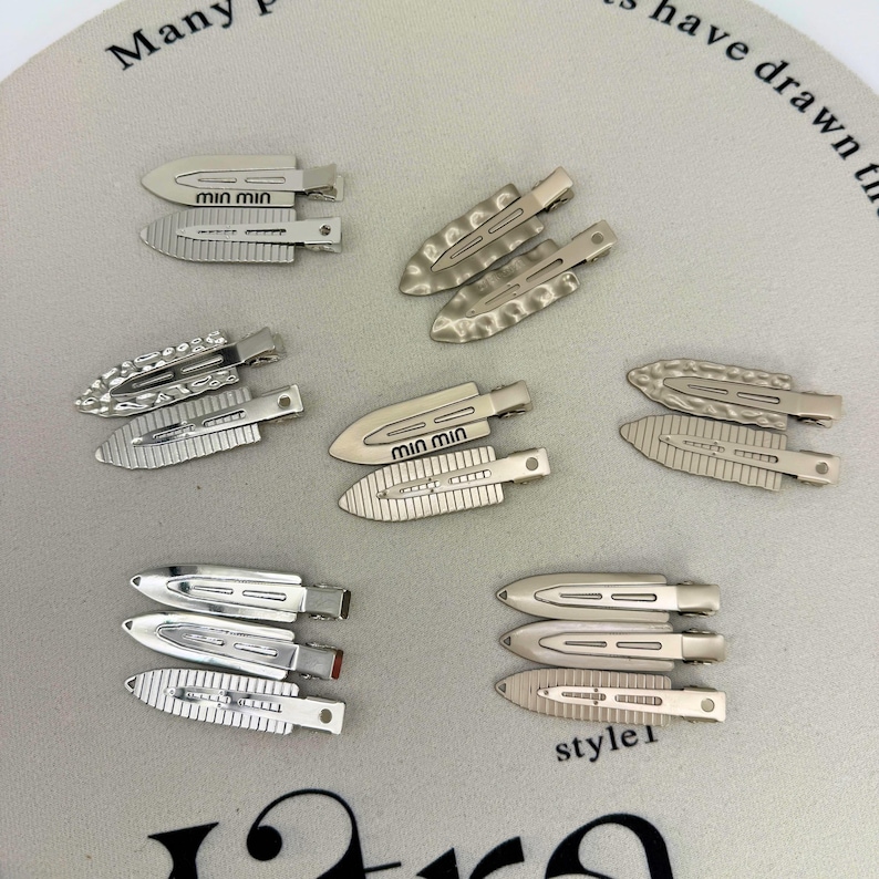 Y2K silvermetallhårspänneset, Cybercore-hårspänne med näbb, Acubi estetiska håraccessoarer, minimalistisk luggspänne, trendig present till henne bild 2