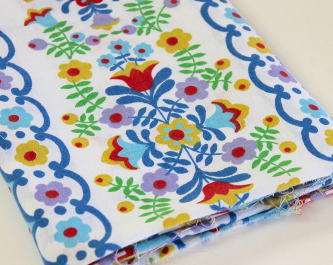 Vintage Sheet Fabric Retro Reclaimed Bed Sheet Linen Folk Art Etsy