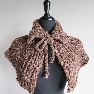 Knitted Boucle Capelet: Outlander Inspired Mocha Brown Hunt Cape