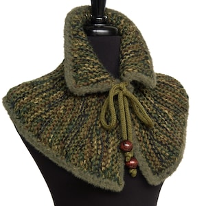 Knitted Green Capelet Collar with Cord Ties and Wooden Beads