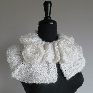 SALE -  Knitted White Capelet Wrap Wedding Ruffled Collar with Flower Brooch