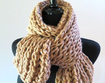 小物 TOGAvirilis KNIT SCARF Okay I need opinions. I'm making a hooded scarf as a secret
