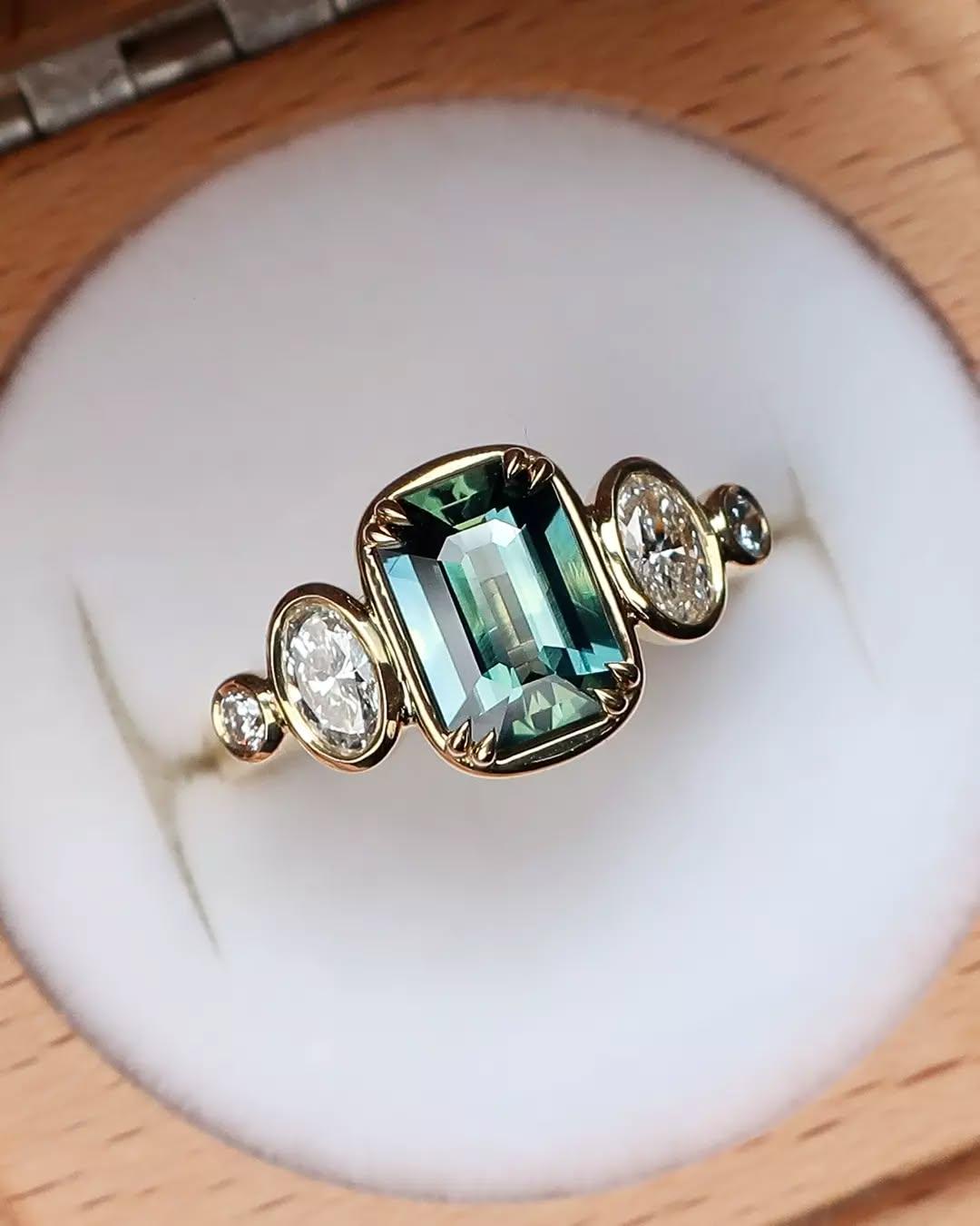 Teal sapphire ring - Etsy 日本