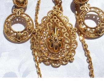 Trifari Paisley set necklace and hoop earrings