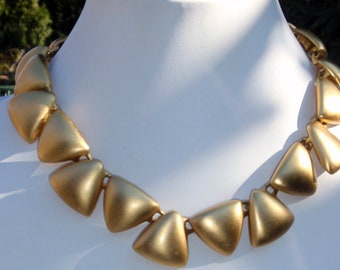 Vintage Anne Klein soft triangle toggle necklace