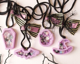 Halloween girls accessory. Resin shaker halloween necklace.