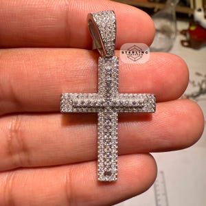 Moissanite Cross Pendant 4.9 CTW VVSD Iced Out 925 Silver Pass Diamond Testers Moissanite Gift + Steel Anti Tarnish Rope Chain Necklace