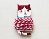 Handmade Cat Thread Holder with 4.5 Meter Bakers Twine - Shrink Plastic Thread Holder