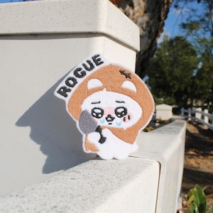 DnD Chiikawa Pathfinder Classes Stickerei Miniaturen Pin: Barbar, Magier, Bogenschütze, Schurke, Barde, Kämpfer