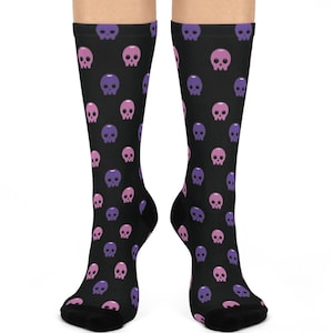 Calcetines de calavera: calcetines góticos rosas y morados con diseño novedoso