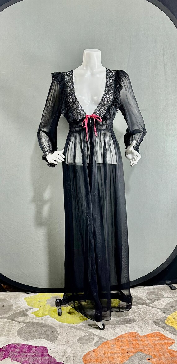 vintage dressing gown robe / 1930s sheer black feathe… Gem