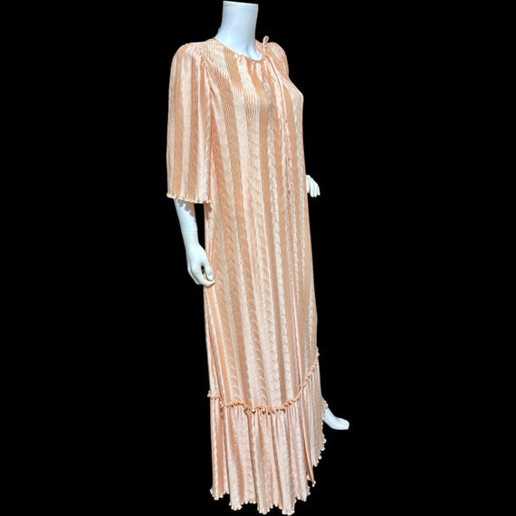 Vintage dressing gown, MARY MCFADDEN 1980s Glam P… - image 4