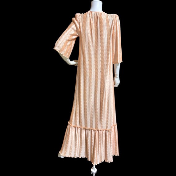 Vintage dressing gown, MARY MCFADDEN 1980s Glam P… - image 5