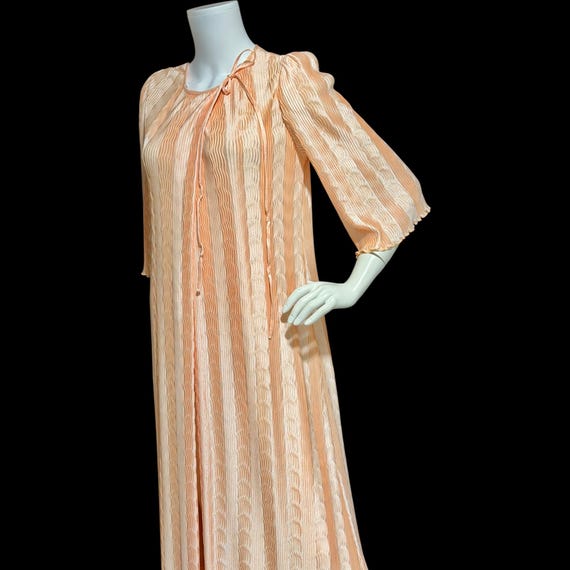 Vintage dressing gown, MARY MCFADDEN 1980s Glam P… - image 6