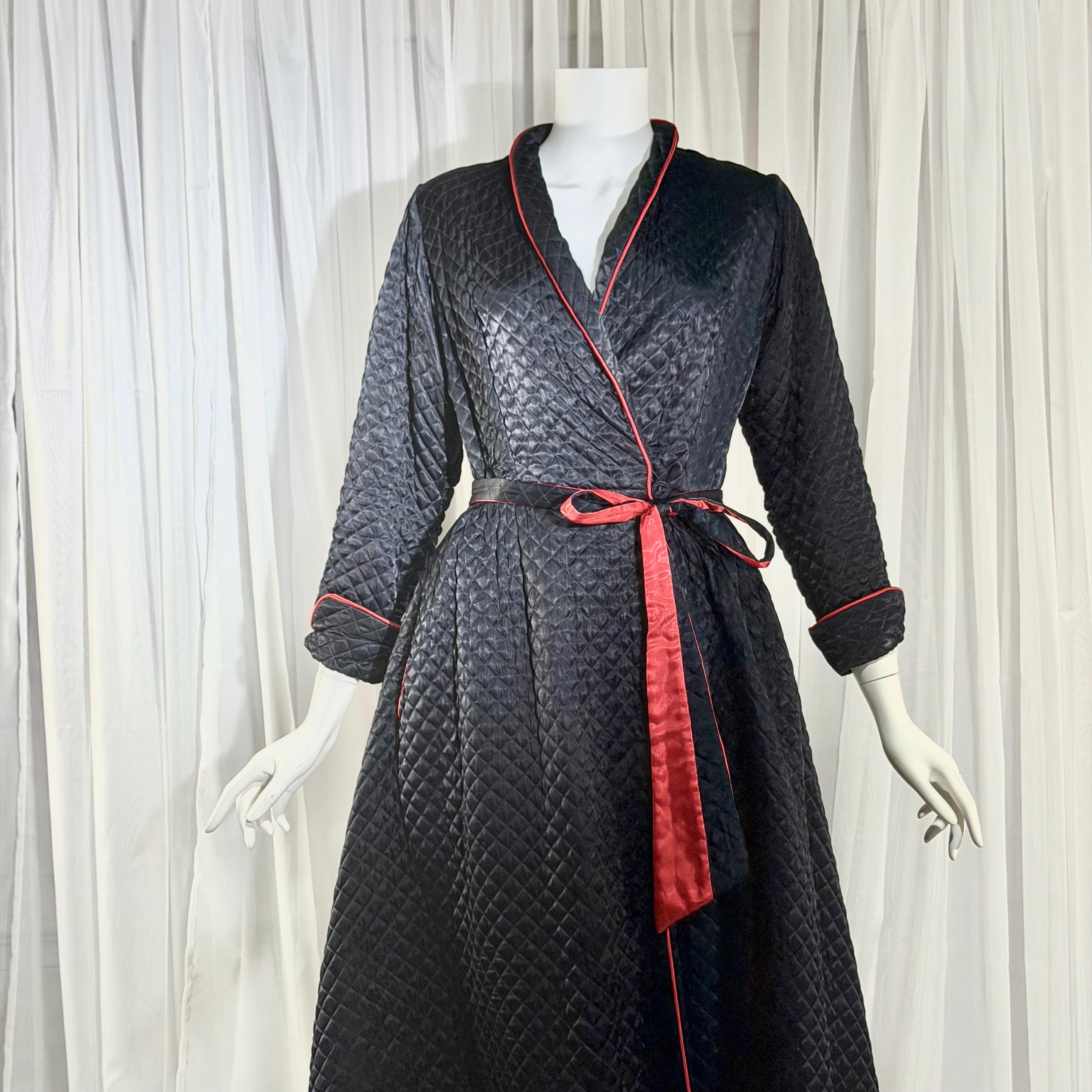 old lady dressing gown Old Lady Is It Dressing Gown Or Housecoat My Grandma Used To Call Her Robe A
