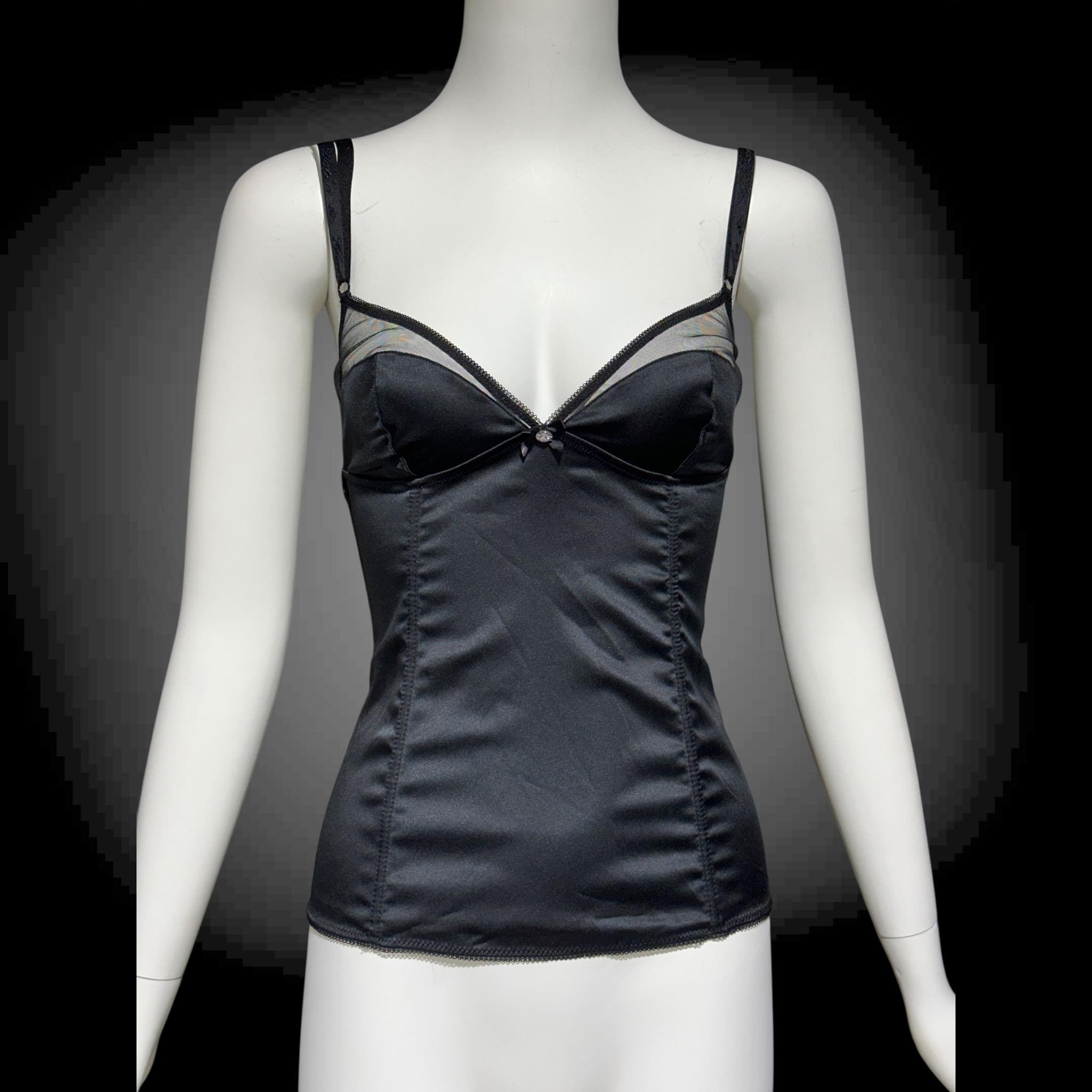 激レア　ドルガバ　シルク混　ロゴチャームトップス　Y2K SLY | （What it isNt）x SLY KNIT トップス (タンクトップ