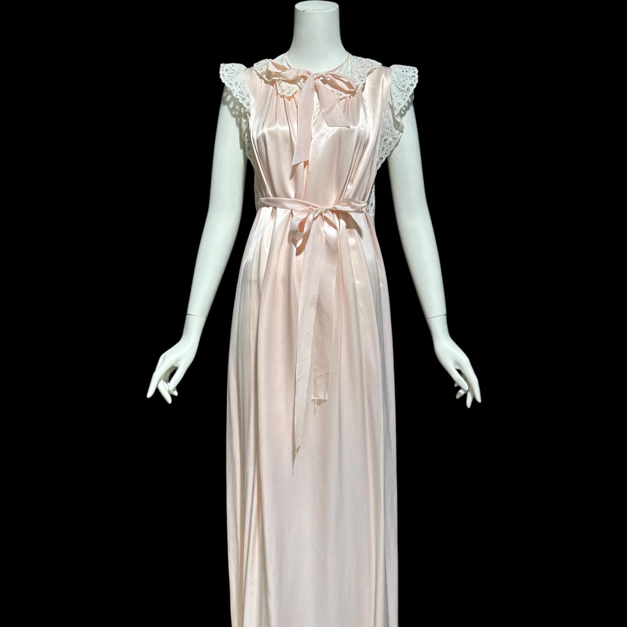 Barbizon nightgown - Etsy 日本