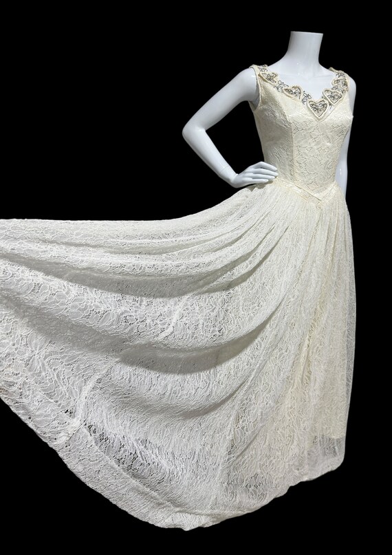 vintage 1940s wedding dress, white lace princess … - image 6