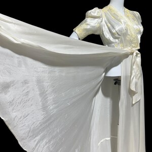 Patron De Couture Vintage Simplicity Années 1940 - Robe Et Peignoir Motif B34, Non Découpé - Neuf
