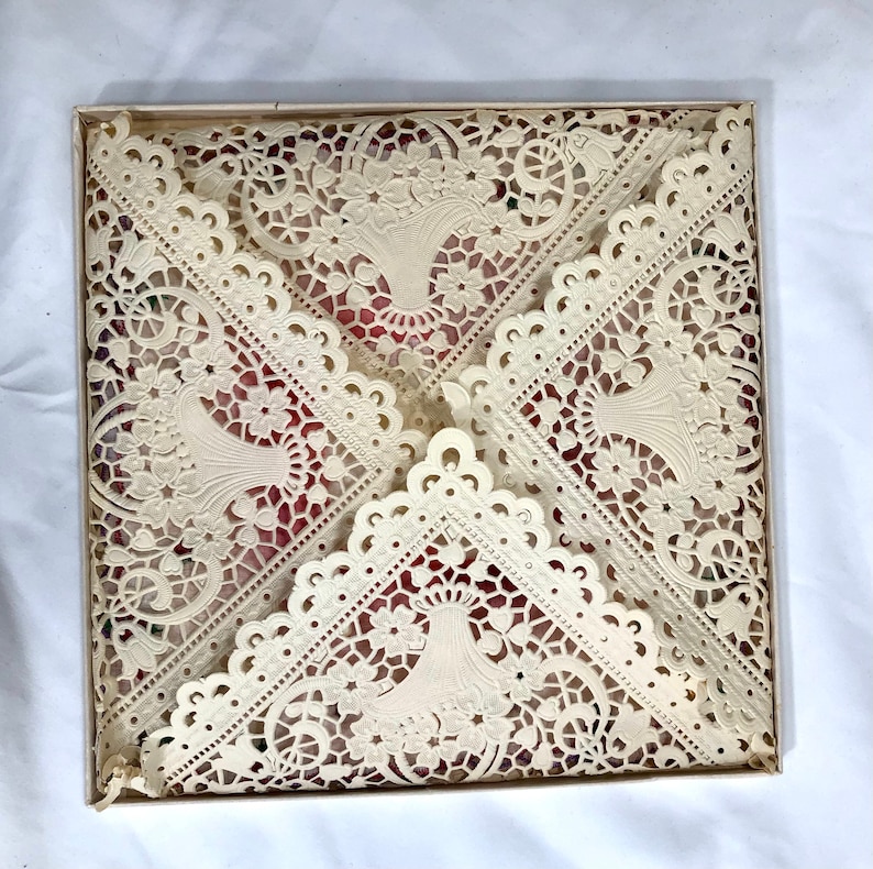 NOS vintage set of 3 handkerchief hankie Switzerland Swiss embroidered roses bridal gift box new unused