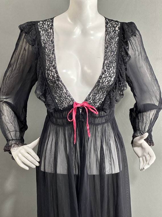 vintage dressing gown robe / 1930s sheer black feathe… Gem