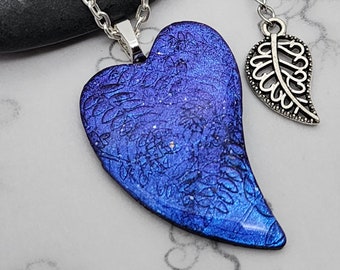Blue Colorshift Polymerclay Leaning Heart Pendant
