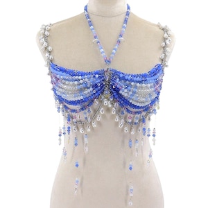Soutien-gorge avec chaîne et perles en strass : Bijoux burlesque du festival Rave