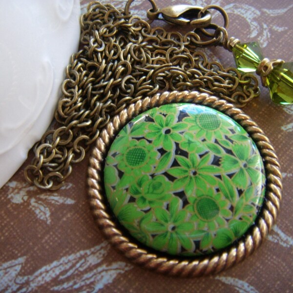 A Green As Green As Grass Pendant