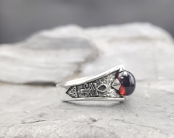 Sterling Silver Ankh & Eye of Horus Ring with Garnet – Egyptian Symbol Protection Ring