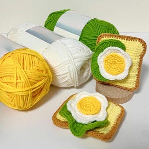 Fried Egg Toast Crochet Pattern PDF, DIY Bread Plush Amigurumi, Play Food, Funny Home Decor, Handmade Bag Charm