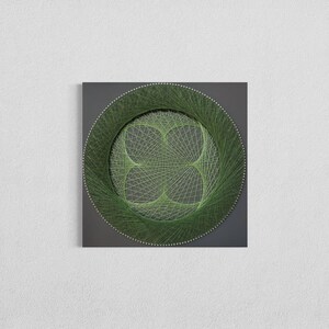 EVERLUCK - Handmade String Art - Modern Wall Decor for Living Spaces - Unique Geometric Design on Wood